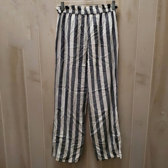 AMERICAN Eagle Wide Leg PaperBag Striped Pants w/ Pockets! - Picture 7 of 12
